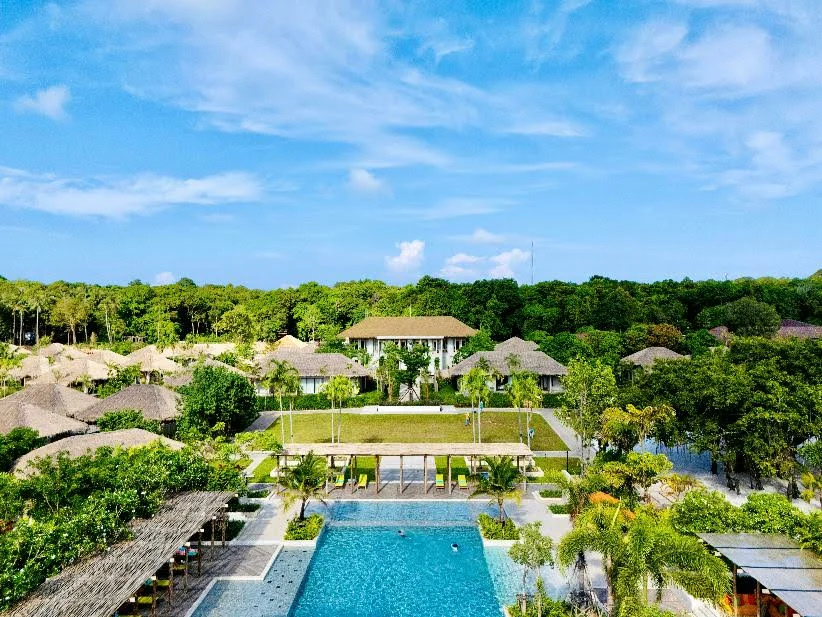 Serva Travel_Private Island